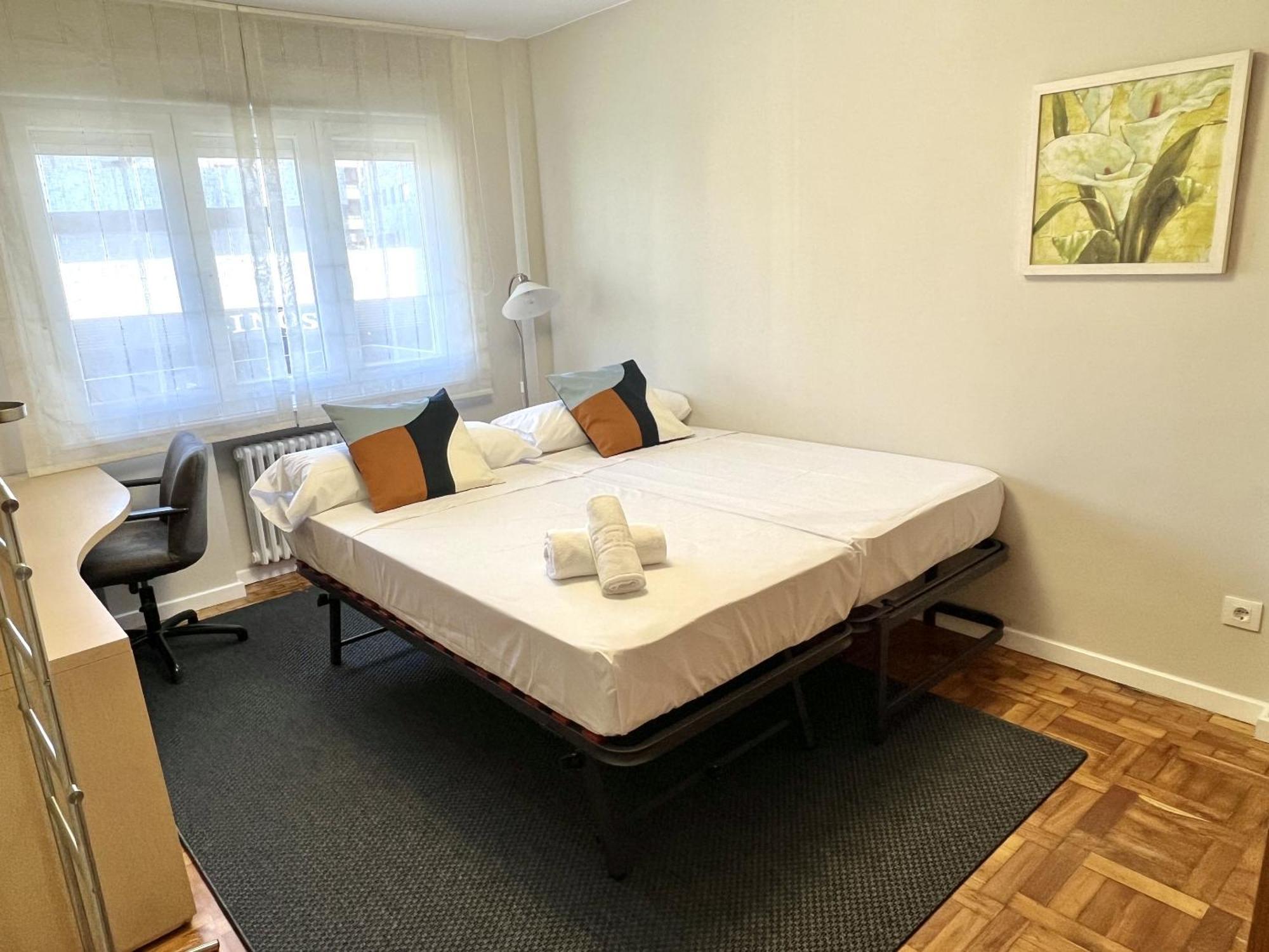 Vetusta Nest Apartment Овиедо Екстериор снимка