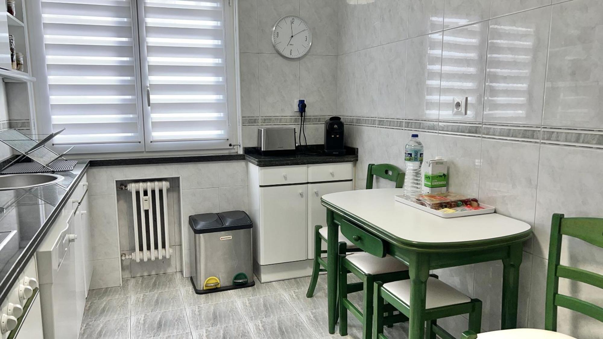 Vetusta Nest Apartment Овиедо Екстериор снимка
