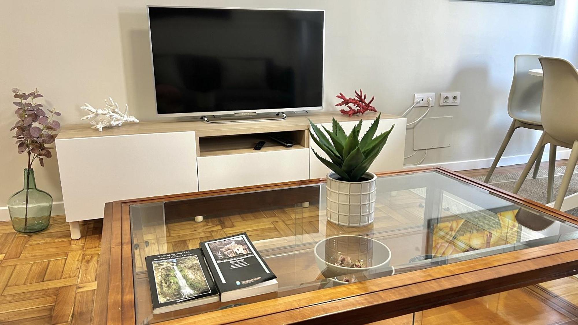 Vetusta Nest Apartment Овиедо Екстериор снимка