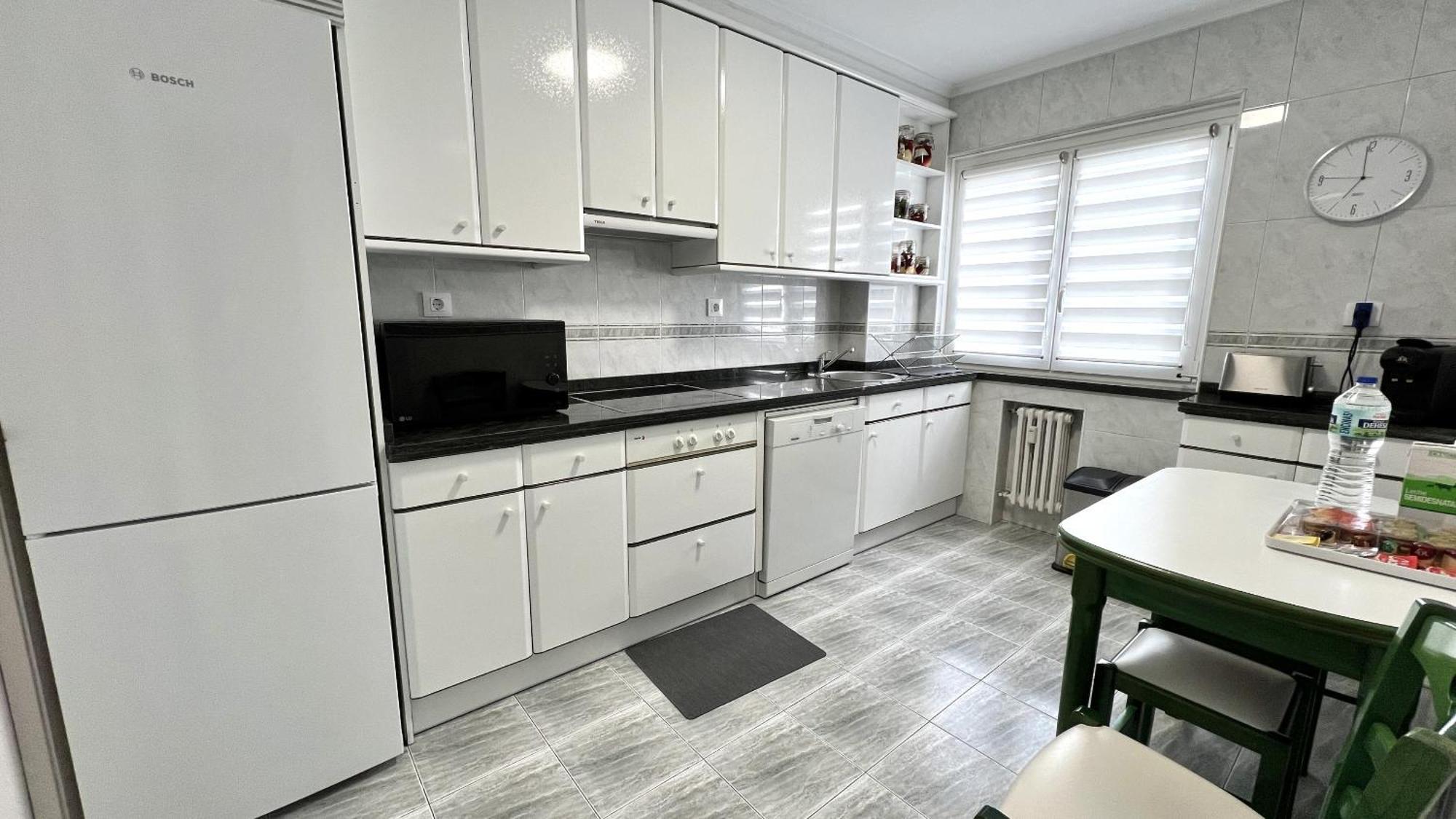 Vetusta Nest Apartment Овиедо Екстериор снимка
