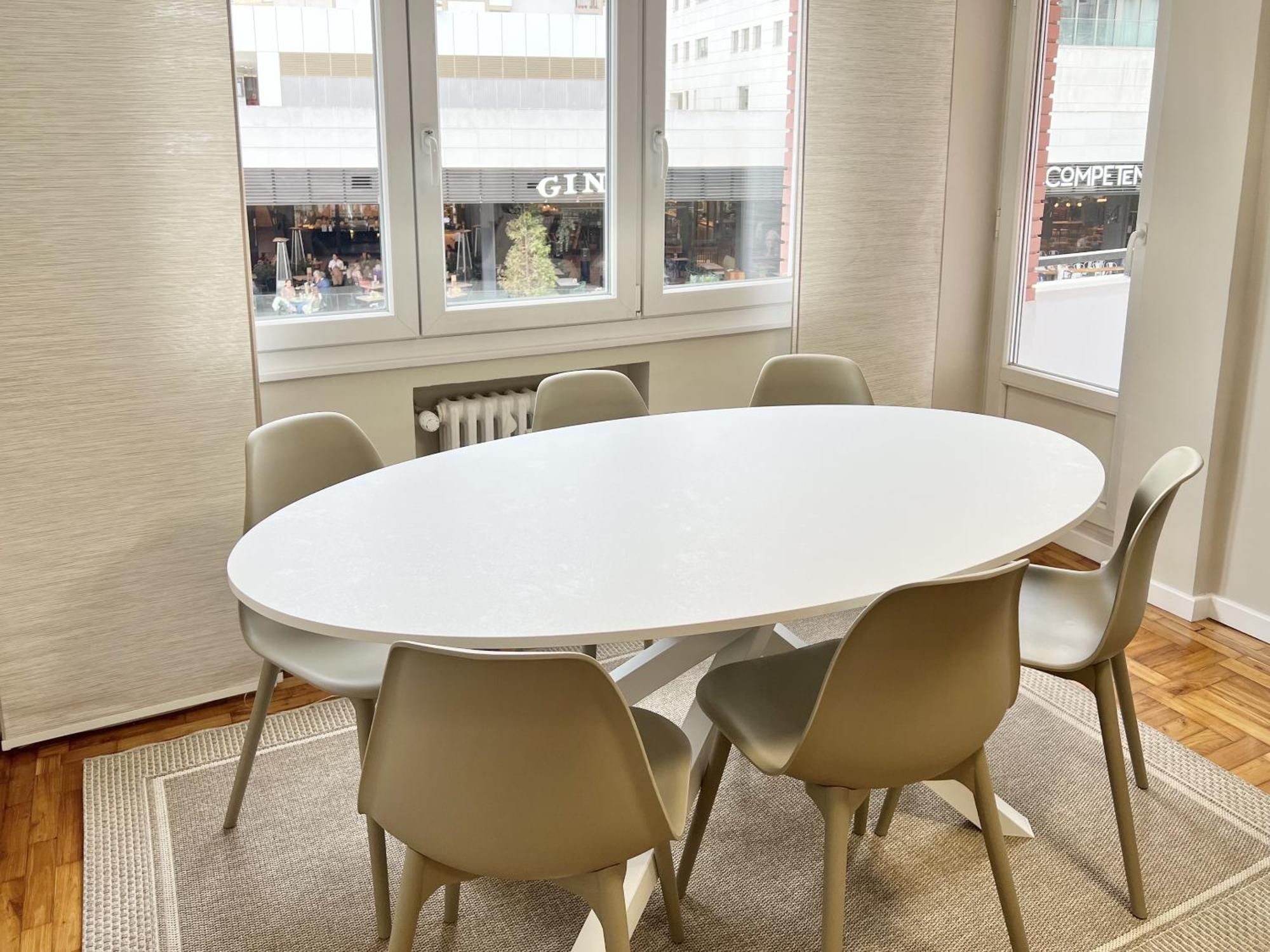 Vetusta Nest Apartment Овиедо Екстериор снимка