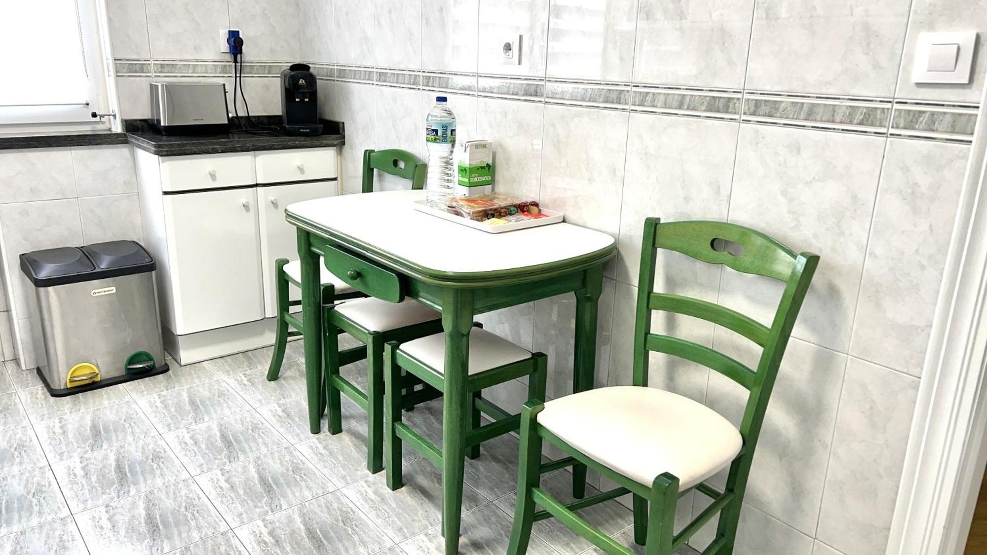 Vetusta Nest Apartment Овиедо Екстериор снимка
